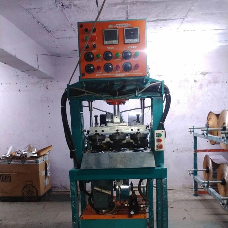Hydraulic Dona And Thali Making Machine